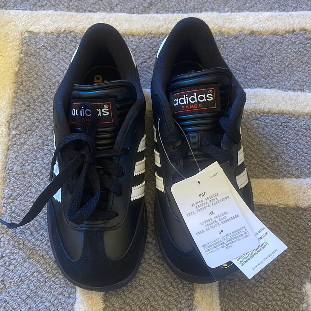 Adidas Samba Classic NIB boys